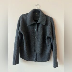 Banana republic women's Dark Gray cashmere Cardigan